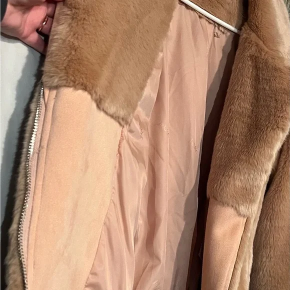 JAKKE Blush Pink Faux Fur Coat 🩷 - Picture 6 of 6